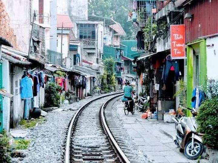 Bán Bảo Hiểm Thông Minh: Thu Hút Khách Hàng Qua Video Tư Vấn Trên Hotspot Matrix